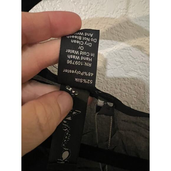 NWT Pretty Angel silk leopard & black asymmetrical top size S - Picture 4 of 7